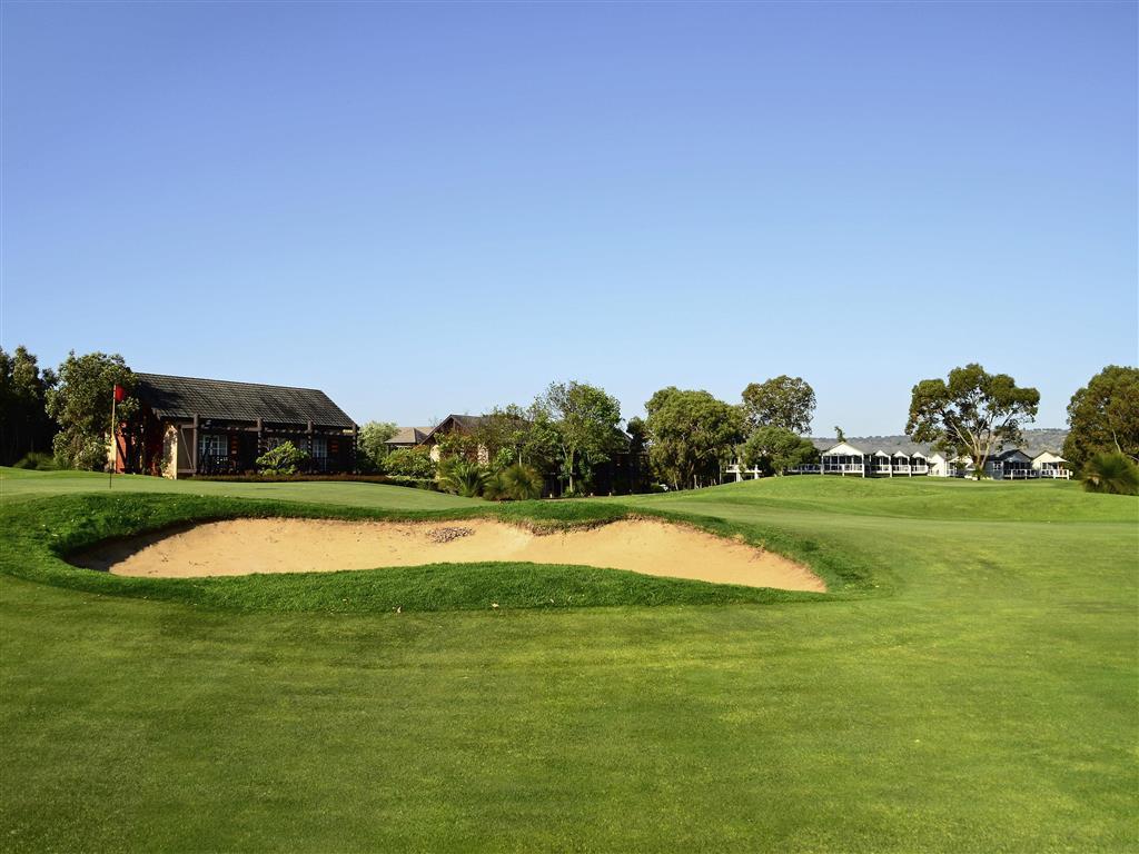 Novotel Vines Resort Swan Valley The Vines Bagian luar foto