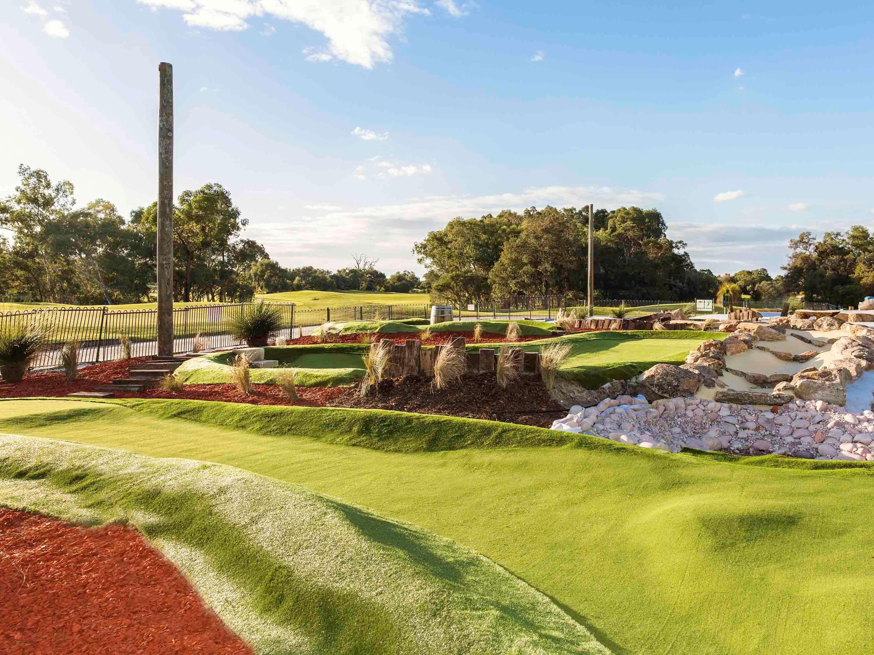 Novotel Vines Resort Swan Valley The Vines Bagian luar foto