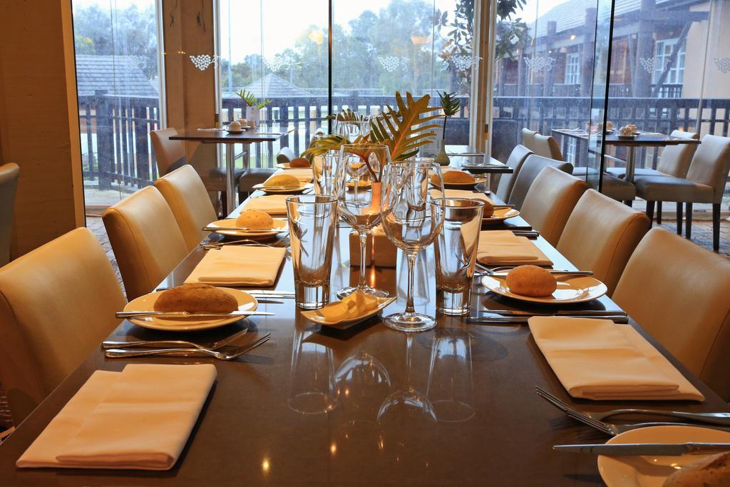 Novotel Vines Resort Swan Valley The Vines Bagian luar foto