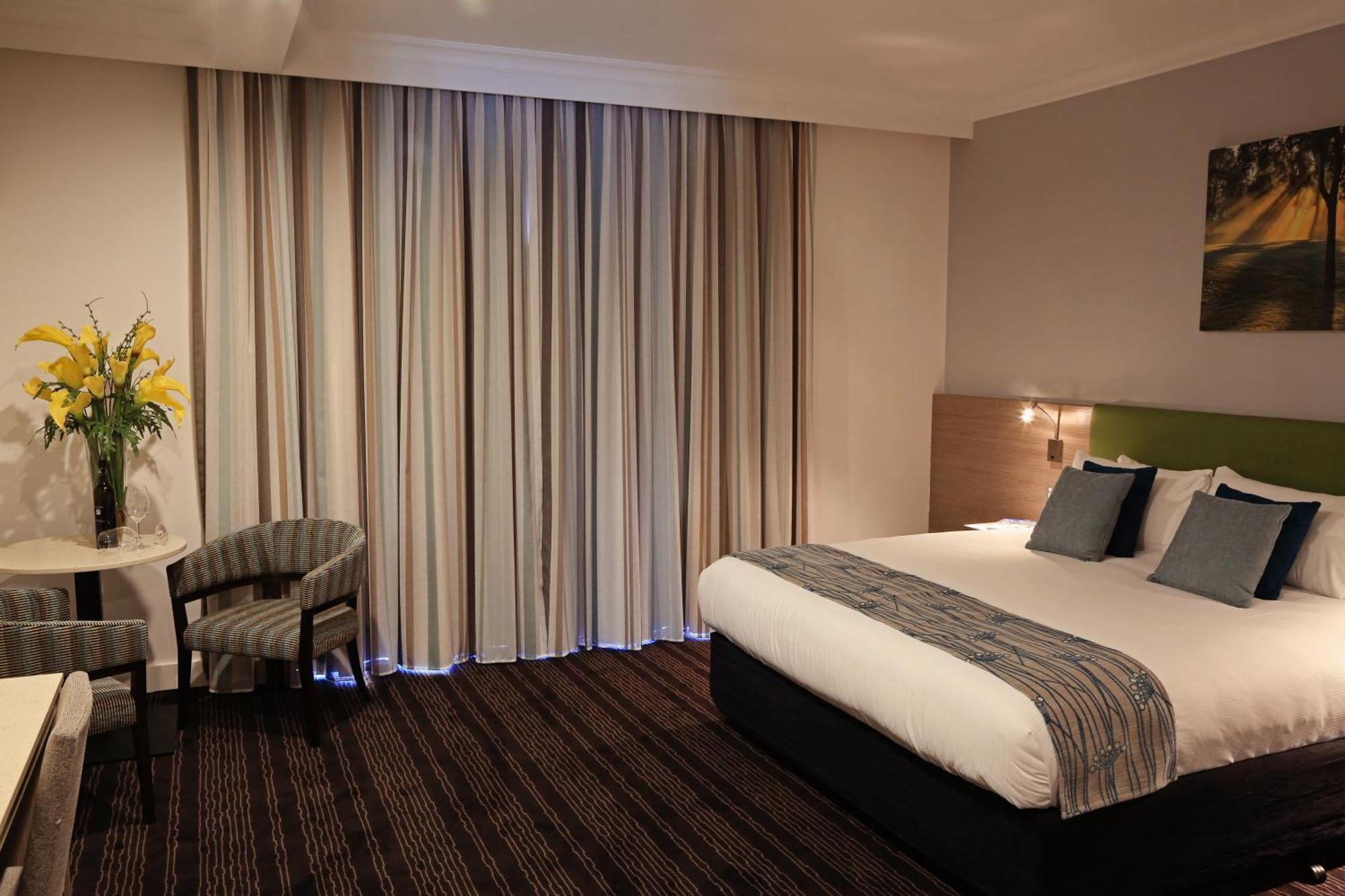 Novotel Vines Resort Swan Valley The Vines Ruang foto