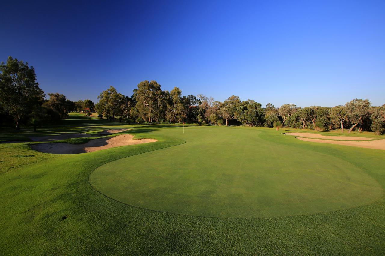 Novotel Vines Resort Swan Valley The Vines Bagian luar foto